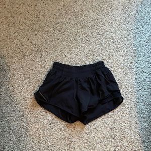 lululemon hotty hot shorts